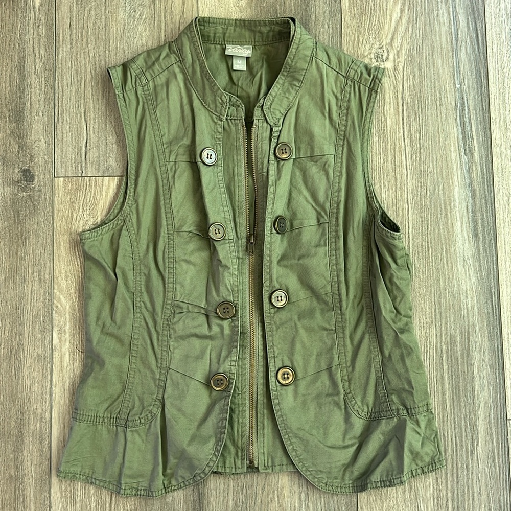 Vanity Vest